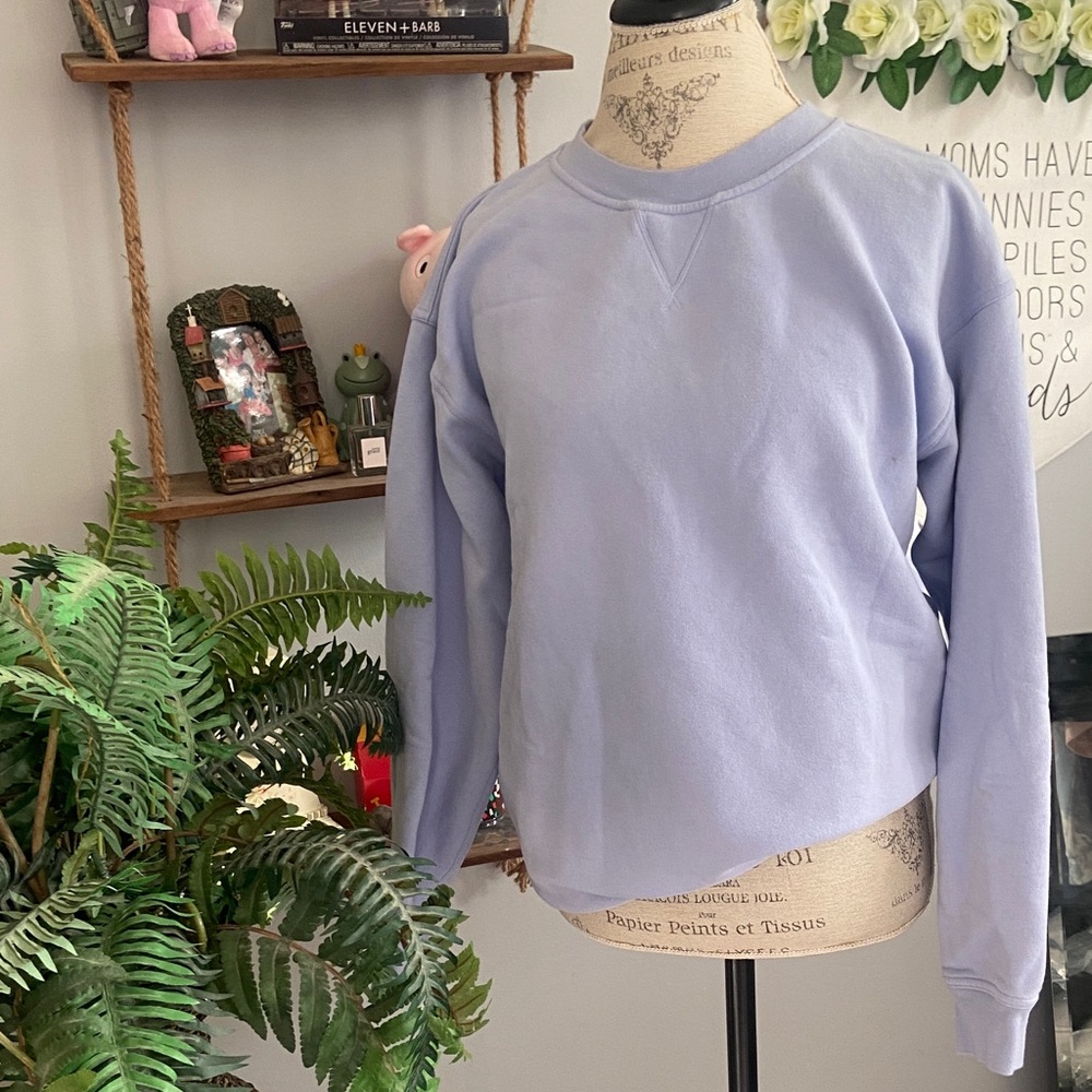 lululemon athletica Light Purple Crewneck Sweatshirt